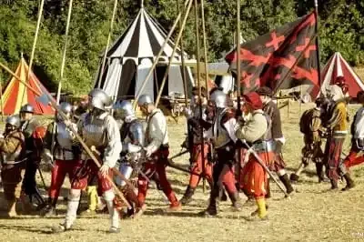 rievocazione storica al castello di monteriggioni